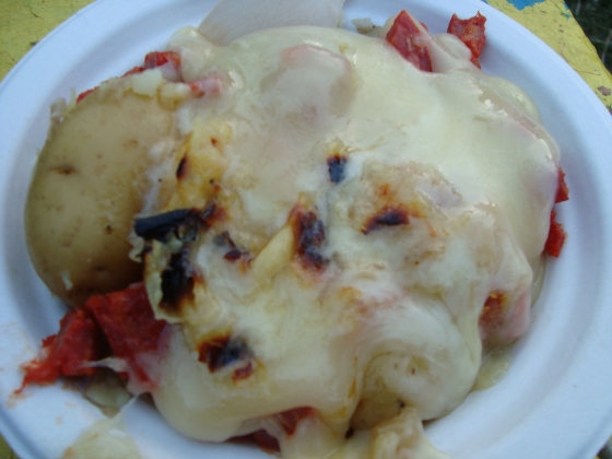 Potato with spicy chorizo and raclette cheese